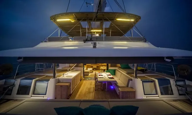 Ocean Views – image 8