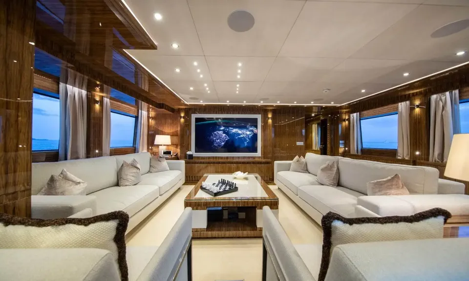 Okko, 2013 Mondomarine Custom 41m, photo 7