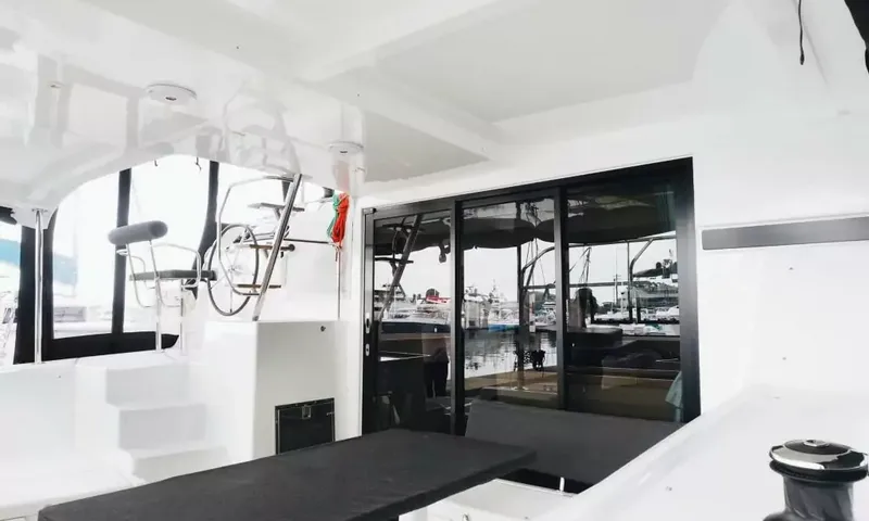 P&B – image 4