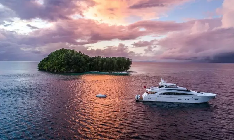 Paradise image 27