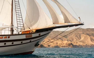 Prana by Alloy Yachts – Private Superyacht Charter in Bali