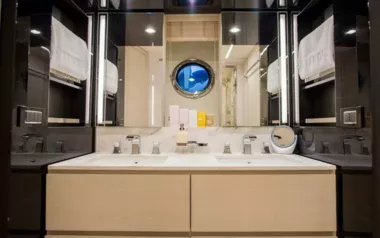 Prewi II by Azimut – Private Motor Yacht Charter in the Philippines