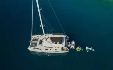 Pura Vida by Lagoon – Private Sailing Catamaran Charter in Belize