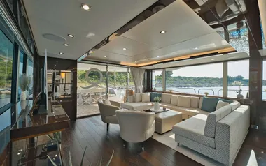 Quantum by Sunseeker – Private Motor Yacht Charter in Trogir