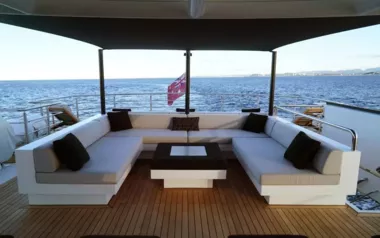 Sahana by Oceanfast – Private Superyacht Charter in Great Barrier Reef