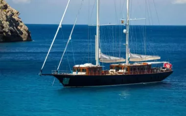 Satori by Big Blue Yachts – Private Motor Sailer Charter in Italy