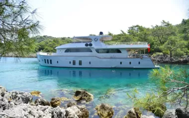 Simay F by Es Yachts – Private Motor Yacht Charter in Turkey