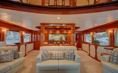 Sixty Six by Palmer Johnson – Private Motor Yacht Charter in Bermuda