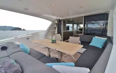 Sputnik by Numarine – Private Motor Yacht Charter in Hong Kong
