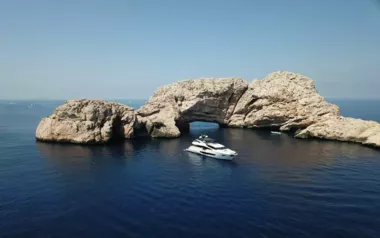 Stardust of Poole by Sunseeker – Private Motor Yacht Charter in Limassol