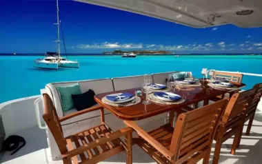 Suite Life by Tarrab Yachts – Private Motor Yacht Charter in St Thomas