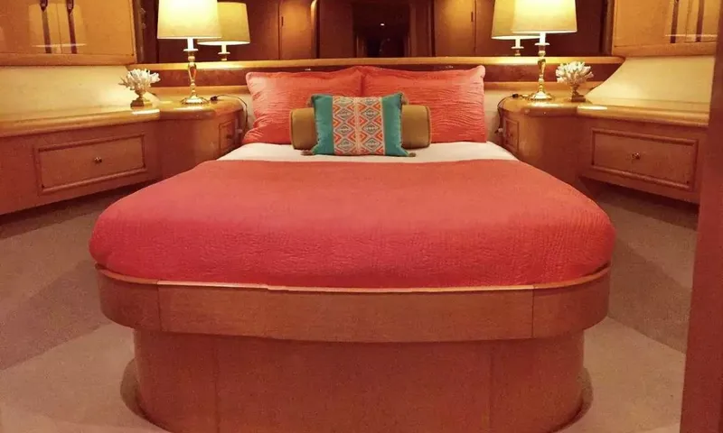 Suite Life image 11