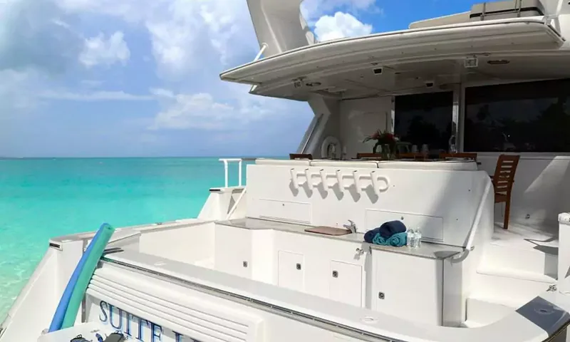 Suite Life image 14