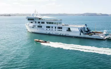 Suri by Halter Marine – Private Superyacht Charter in Santa Catalina