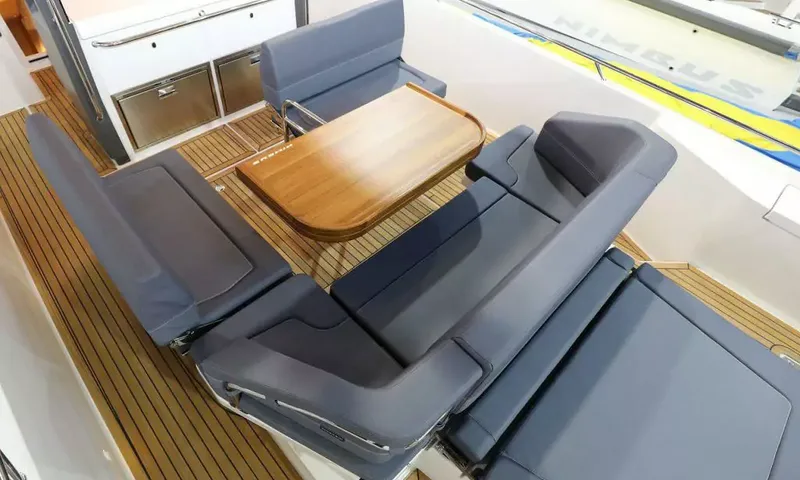 T Eleven image 3