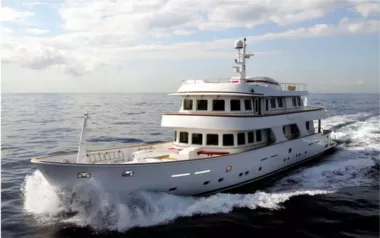 Tananai von Terranova Yachts – privater Motoryacht Charter in Rom