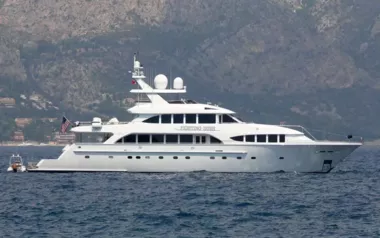 Tanzanite by Westship – Private Superyacht Charter in Bermuda