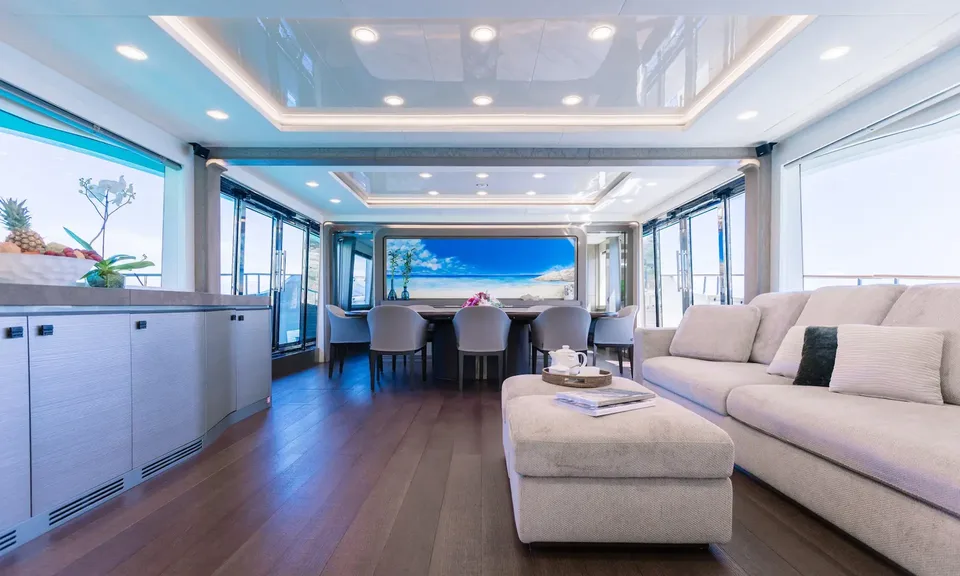 Vivaldi, 2018 Monte Carlo Yachts MCY 96, photo 4