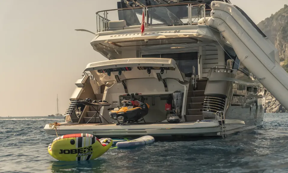 Vivaldi, 2018 Monte Carlo Yachts MCY 96, photo 23