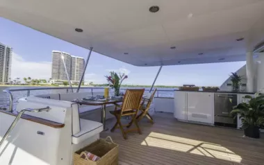 Windward by Cheoy Lee – Private Motor Yacht Charter in the Bahamas