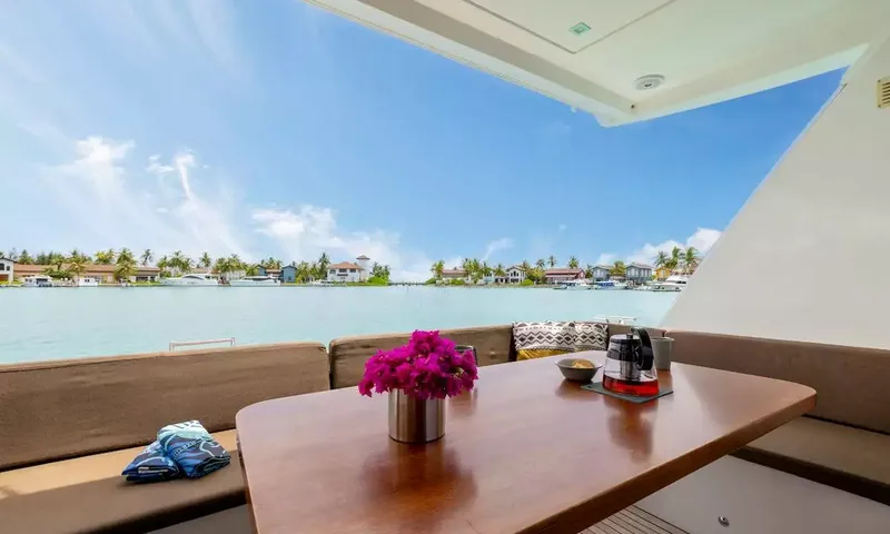 Over Reef – Bild 17