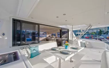 Estrella by Leopard Catamarans – Private Power Catamaran Charter in Thailand
