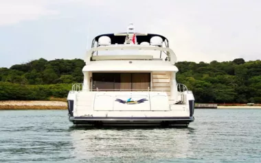 Manhattan by Sunseeker – Private Motor Yacht Charter in Malaysia