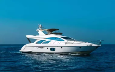 Yes by Azimut – Private Motor Yacht Charter in the United Arab Emirates