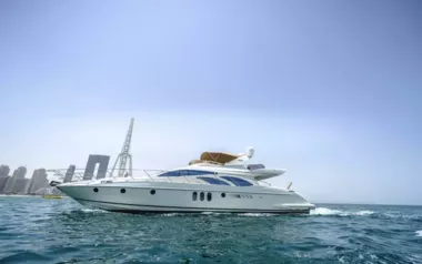 Lucky Star by Azimut – Private Motor Yacht Charter in Bahrain