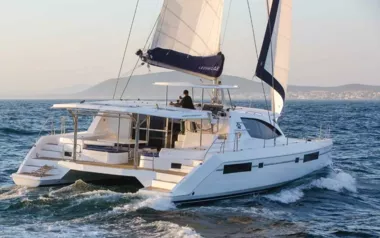 Billy by Leopard Catamarans – Private Sailing Catamaran Charter in Aberdeen