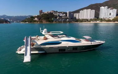 Amazing Grace by Azimut – Private Motor Yacht Charter in Hong Kong