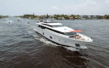 Fifty Shades by Sanlorenzo – Private Superyacht Charter in Exuma