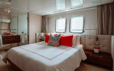 Fifty Shades by Sanlorenzo – Private Superyacht Charter in Exuma