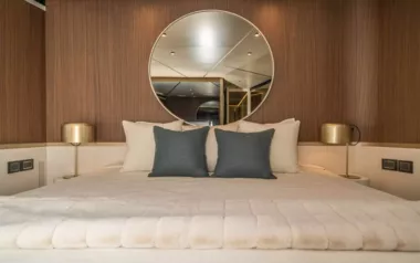 Guba Times by Azimut – Private Motor Yacht Charter in Nassau