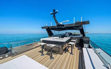 Julianne by Crescent Yachts – Private Motor Yacht Charter in the Bahamas