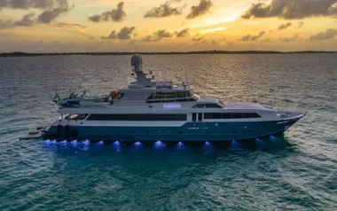 Kashmir by Splendor – Private Superyacht Charter in Eleuthera