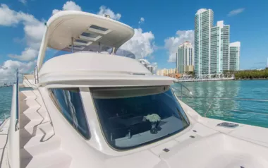 Legend & Soul by Rodriguez Yachts – Private Power Catamaran Charter in Nassau