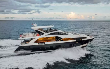 Majestic Moments by Azimut – Private Superyacht Charter in Exuma