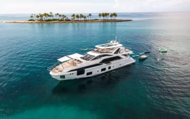 Marea La Nautica by Azimut – Private Motor Yacht Charter in Exuma