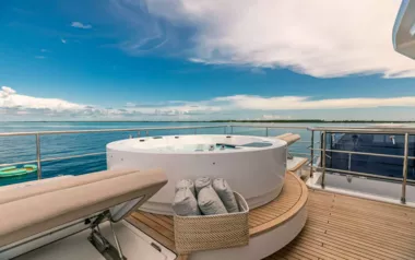 Marea La Nautica by Azimut – Private Motor Yacht Charter in Exuma