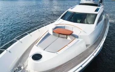 New Life by Lazzara – Private Motor Yacht Charter in the Bahamas