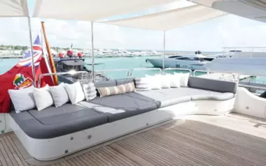 Papaito by Benetti – Private Superyacht Charter in Harbour Island