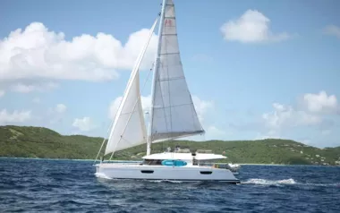 Pink Sky by Fountaine Pajot – Private Sailing Catamaran Charter in Nassau