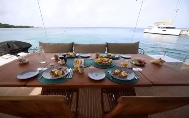 Pink Sky by Fountaine Pajot – Private Sailing Catamaran Charter in Nassau