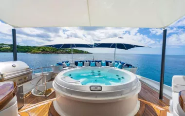 Namastay by Lazzara – Private Superyacht Charter in the Bahamas