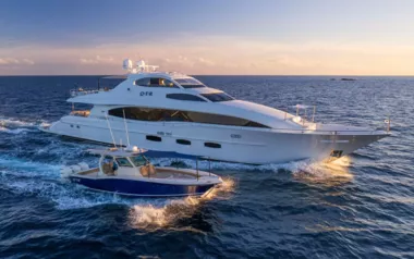 Namastay by Lazzara – Private Superyacht Charter in the Bahamas