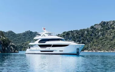Romeo Foxtrot by Hargrave – Private Superyacht Charter in the Turks and Caicos