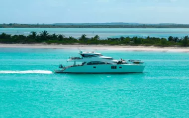Royal Rita by Sunreef Yachts – Private Power Catamaran Charter in the Abacos