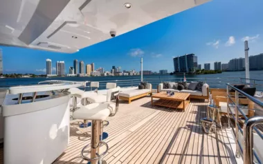 Santosh by Majesty Yachts – Private Motor Yacht Charter in Exuma