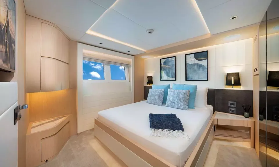 Santosh, 2020 Majesty Yachts Majesty 100, photo 13